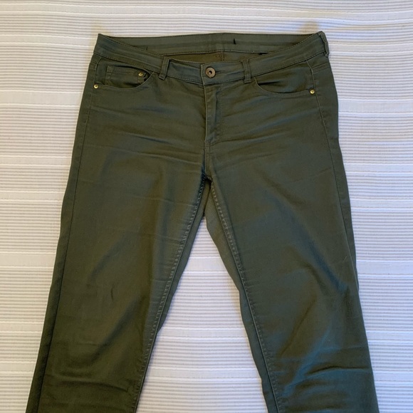 H&M Army Green Pants - Picture 4 of 4